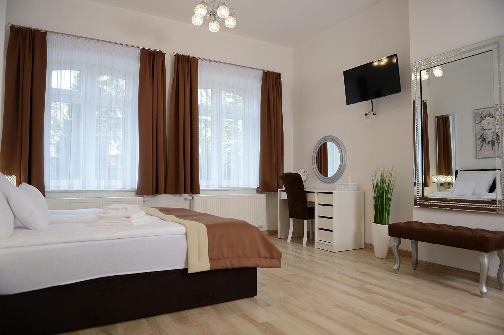 Rezydencja Mysliwska - Apartamenty Koszalin Luaran gambar