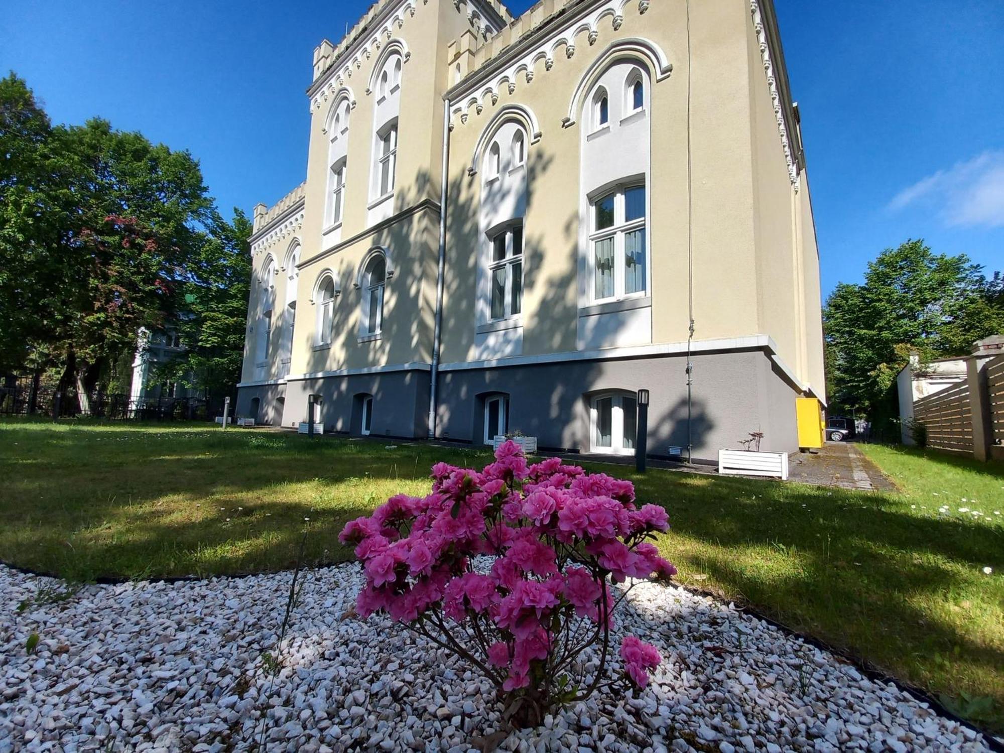 Rezydencja Mysliwska - Apartamenty Koszalin Luaran gambar